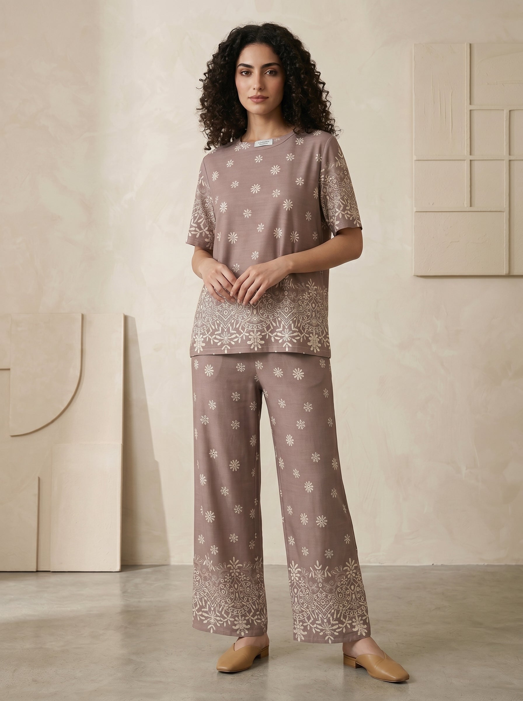 Premium Comfort-Fit Intricate Border Print Set