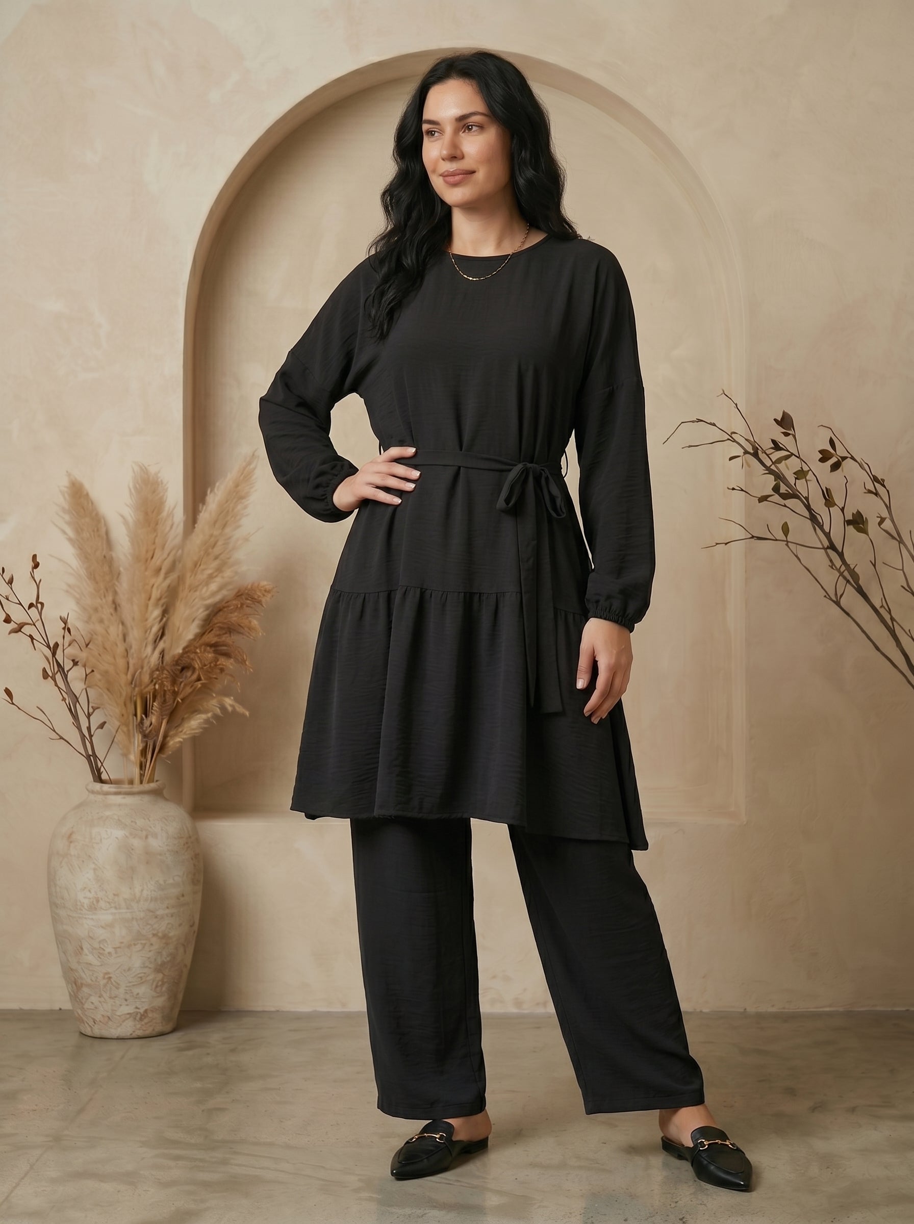 Graceful Oasis Two-Piece Loungewear