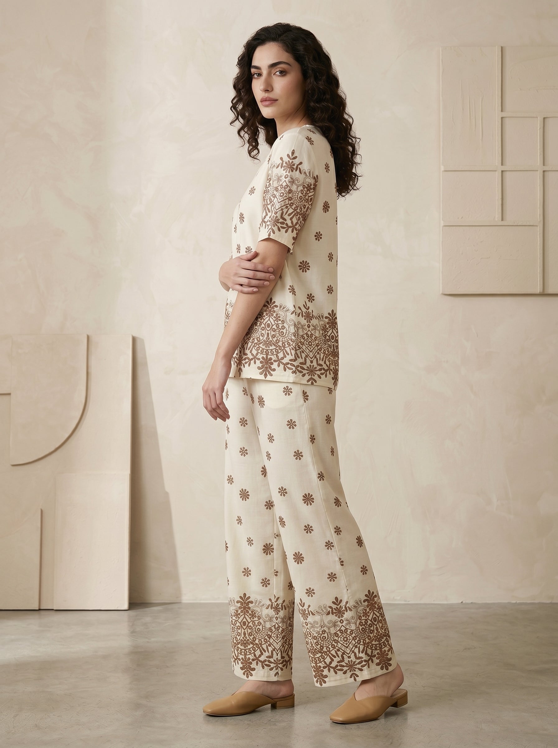 Premium Comfort-Fit Intricate Border Print Set