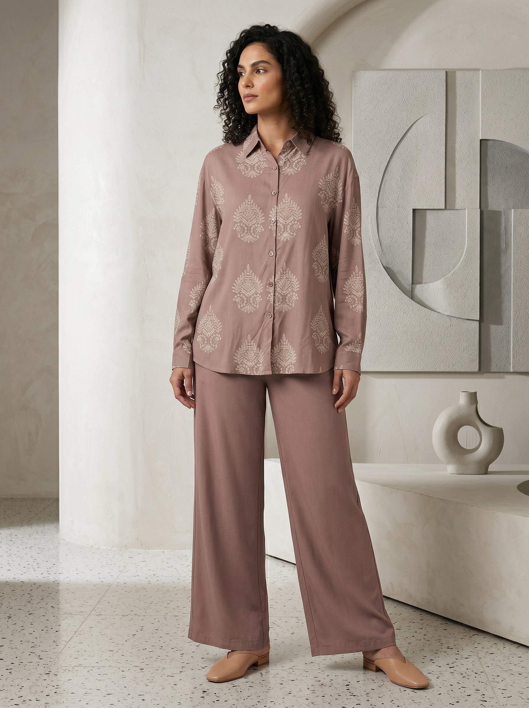 Graceful Oasis Tailored Wide-Leg Tunic Set