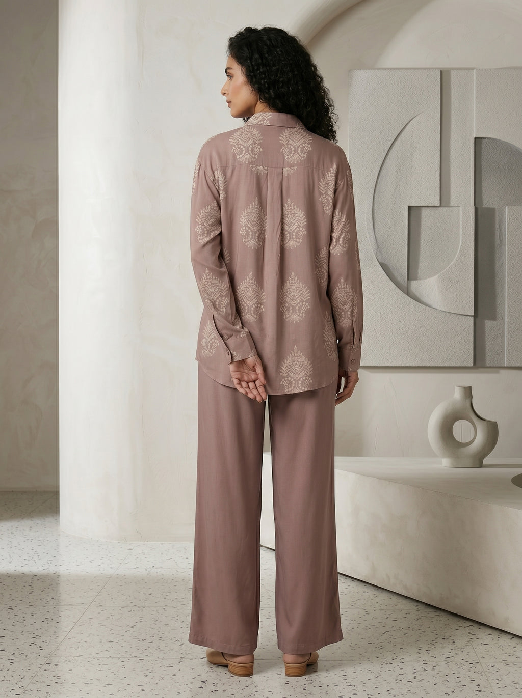 Graceful Oasis Tailored Wide-Leg Tunic Set