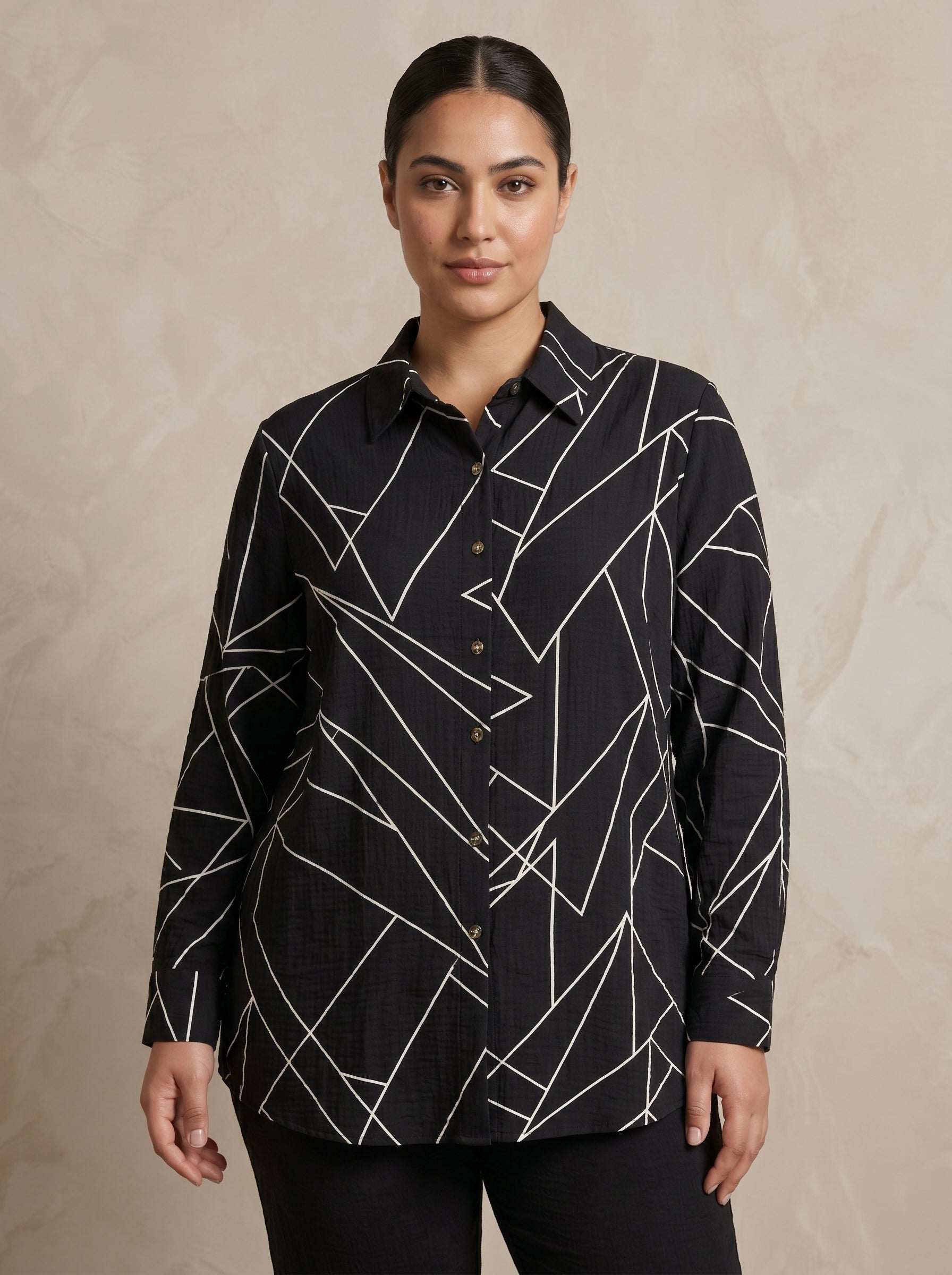 Classic Collared Intersecting Line Matching Set