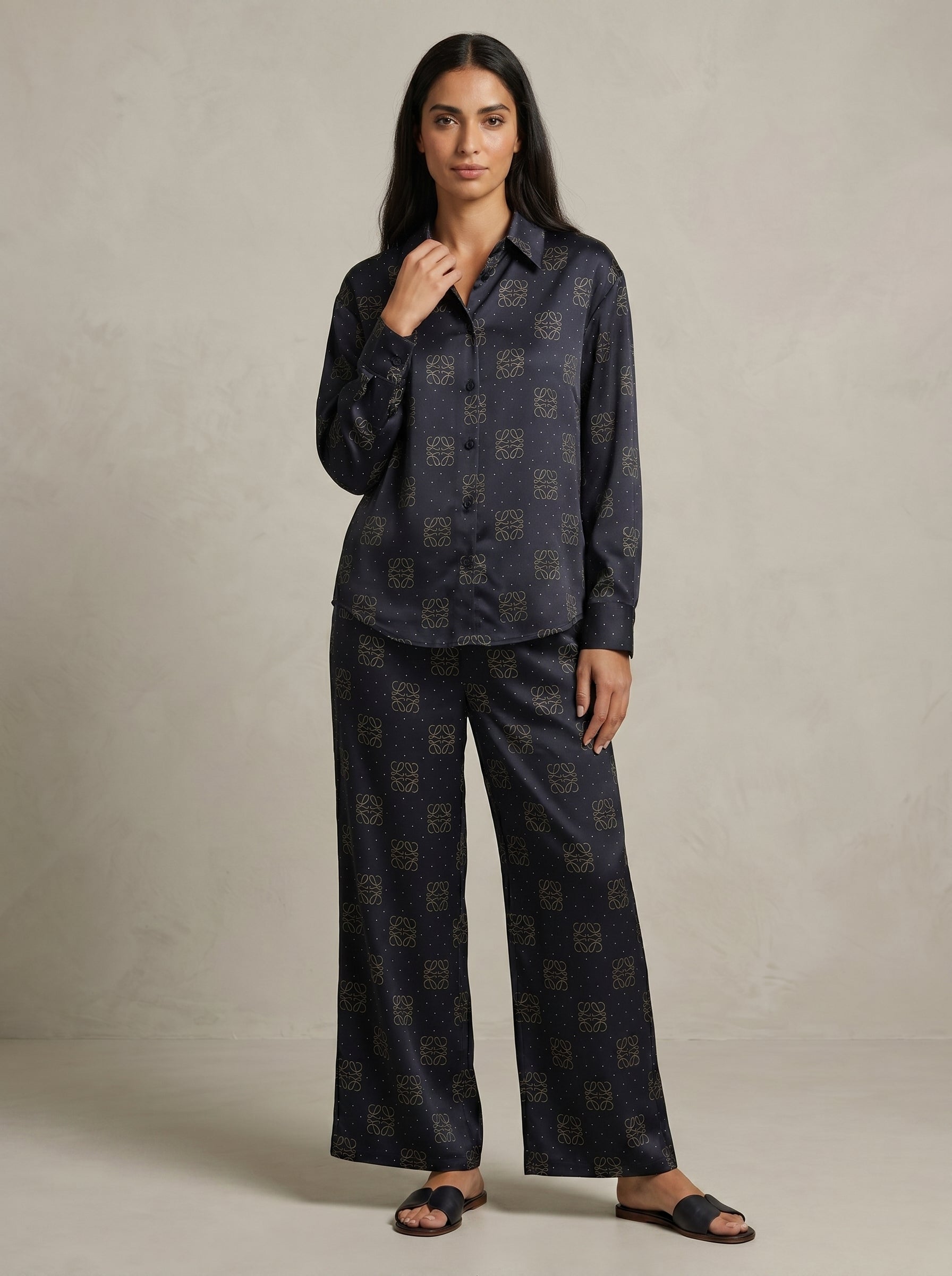 Classic Levant Intricate Geometric Two-Piece